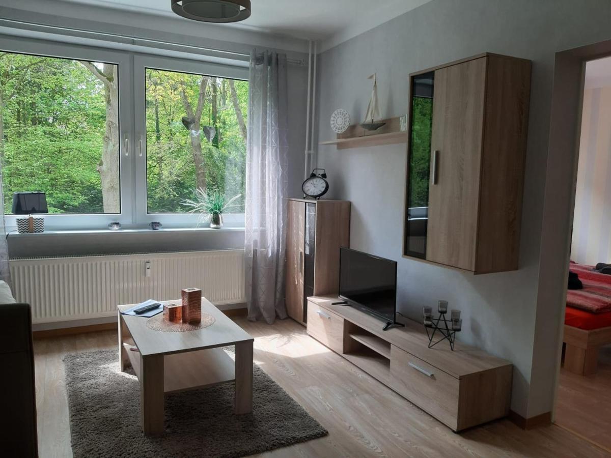 Ferienwohnung Am Schlosspark Neetzow Exterior foto