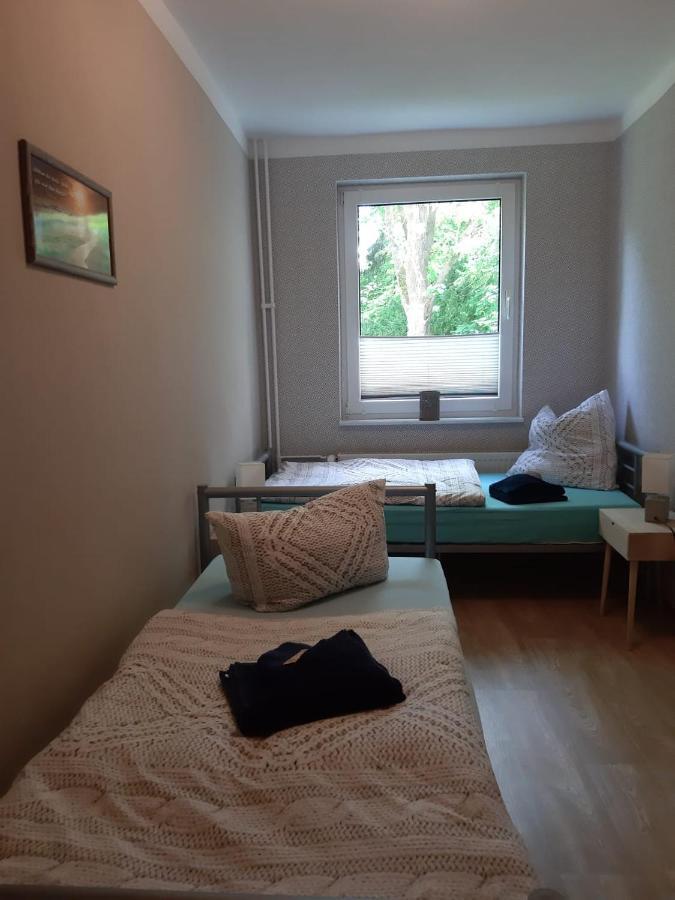 Ferienwohnung Am Schlosspark Neetzow Exterior foto